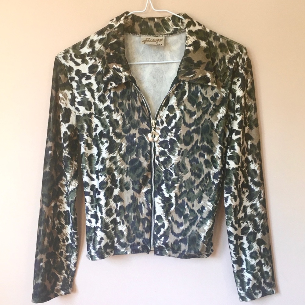 🐾 Leopard Disco Top 🐾 - Picture 3 of 8